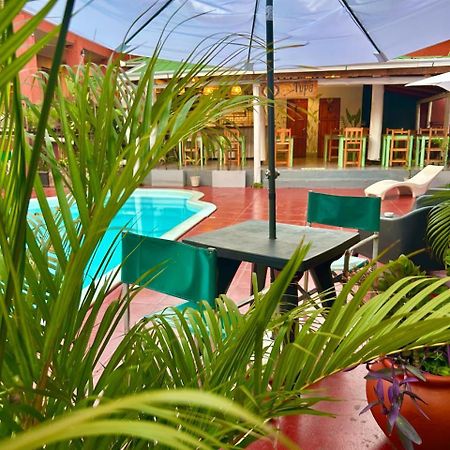 Tupa Hotel Iguazu プエルト・イグアス エクステリア 写真