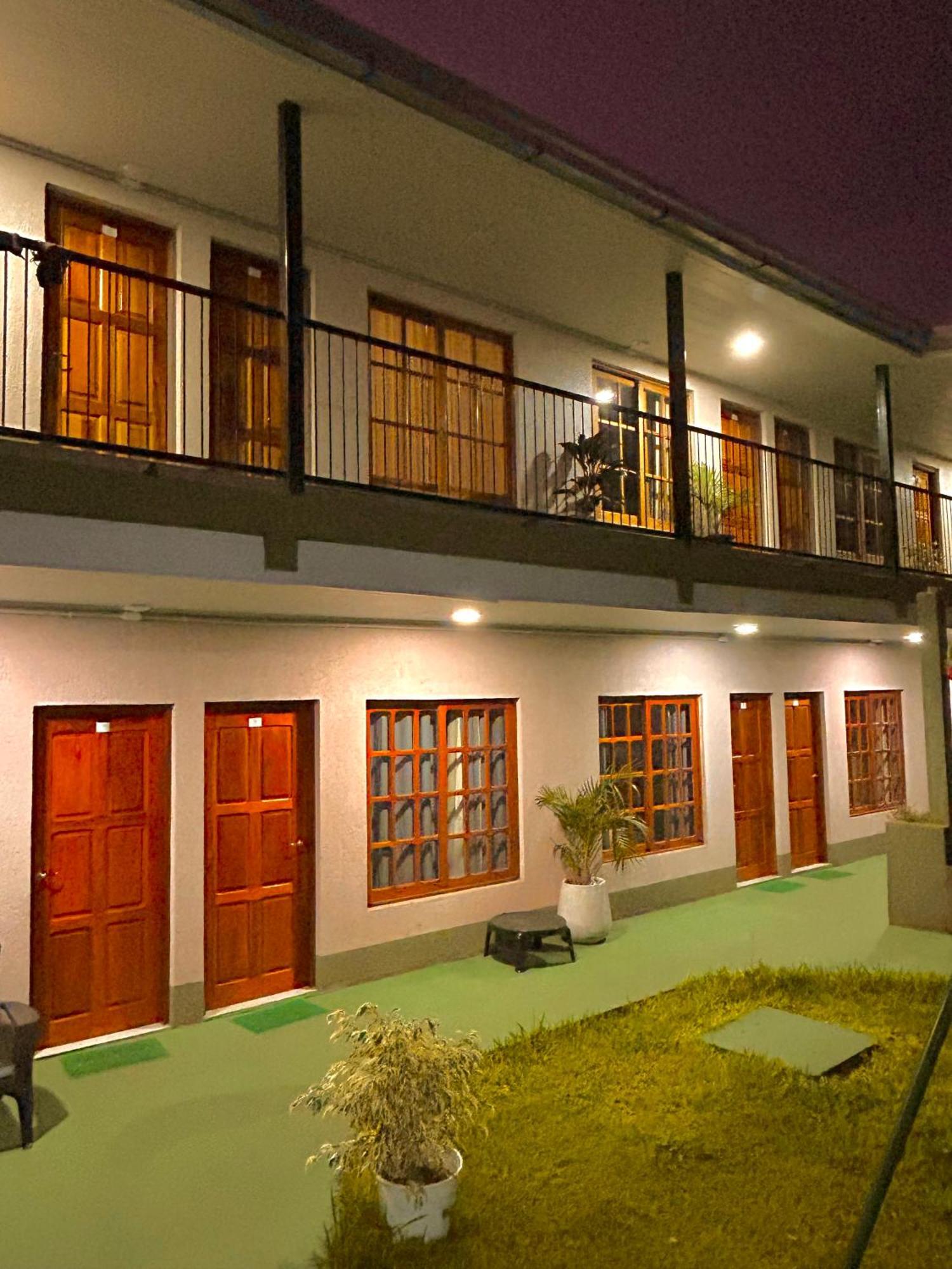 Tupa Hotel Iguazu プエルト・イグアス エクステリア 写真