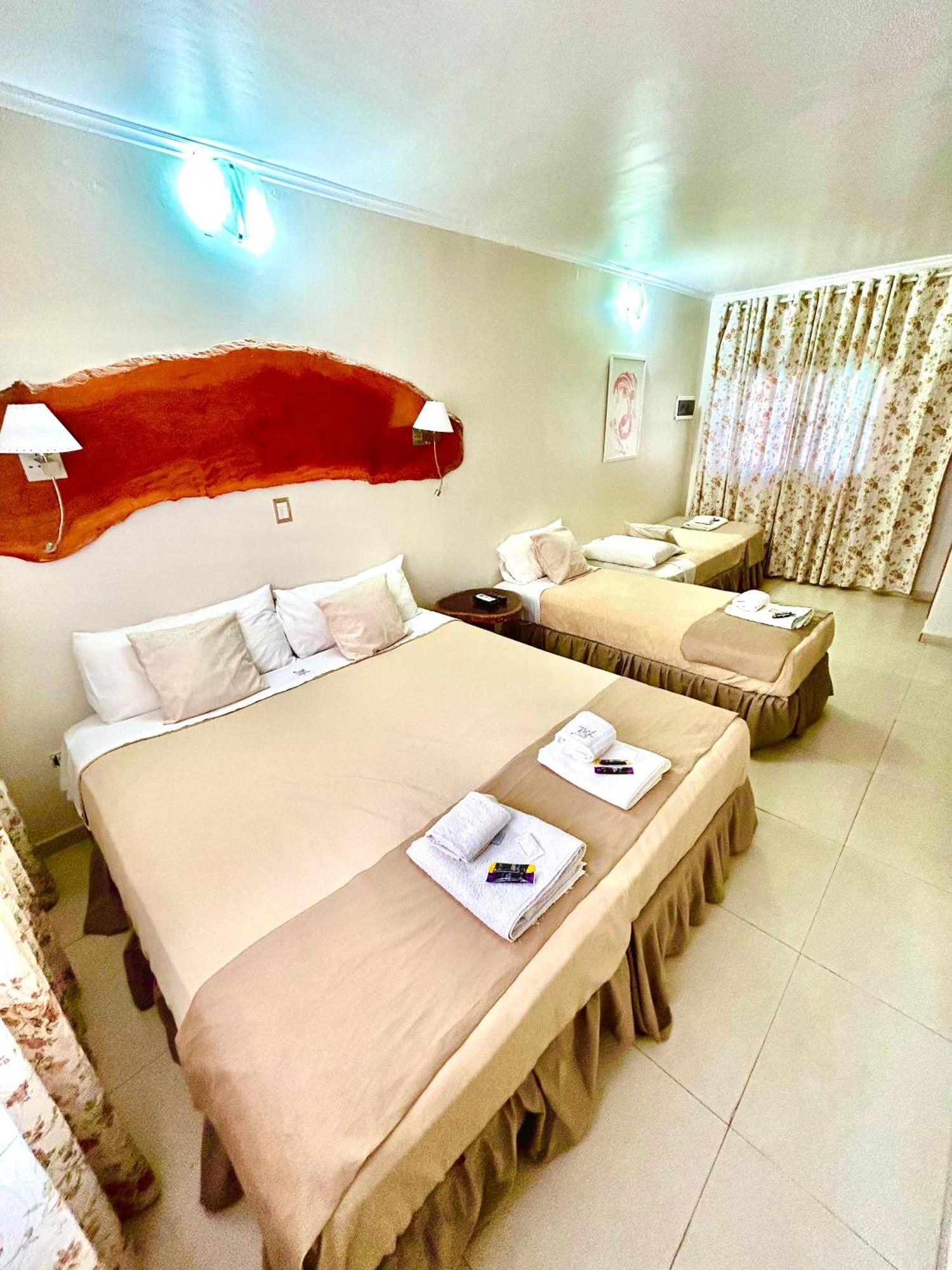 Tupa Hotel Iguazu プエルト・イグアス エクステリア 写真