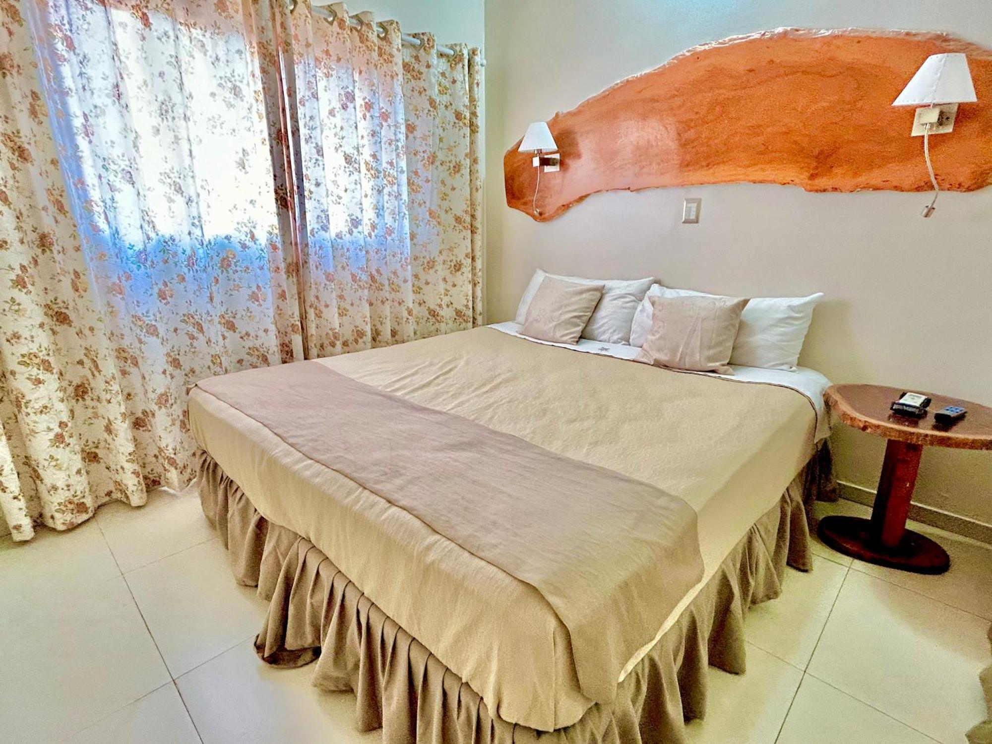 Tupa Hotel Iguazu プエルト・イグアス エクステリア 写真