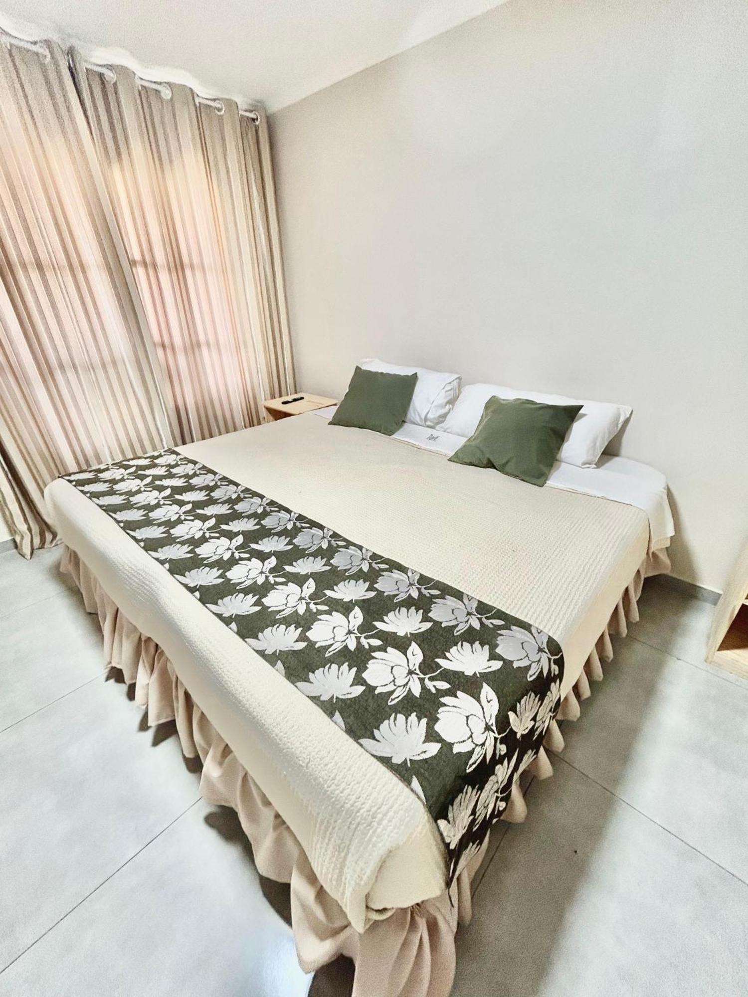 Tupa Hotel Iguazu プエルト・イグアス エクステリア 写真