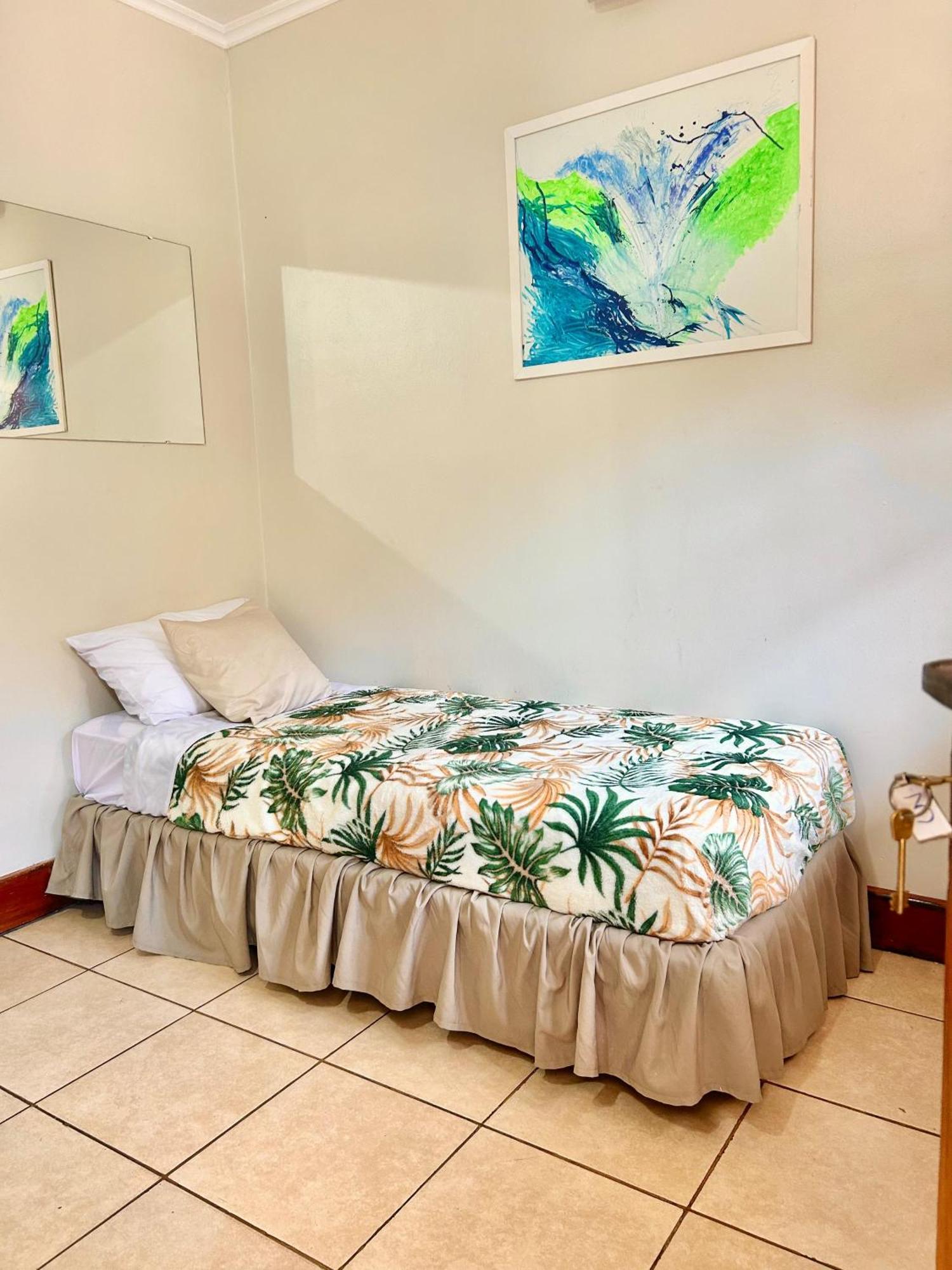 Tupa Hotel Iguazu プエルト・イグアス エクステリア 写真